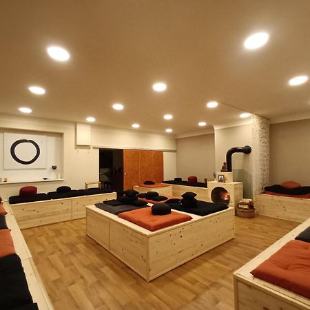 Hotel Lee Zen Leezen  Zewnętrze zdjęcie